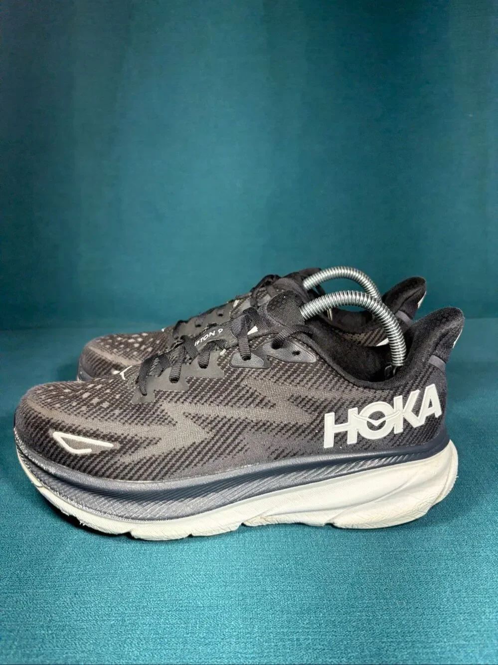 Hoka One One Clifton 9 Womens 9 B Running Shoes 1127896 BWHT Black White